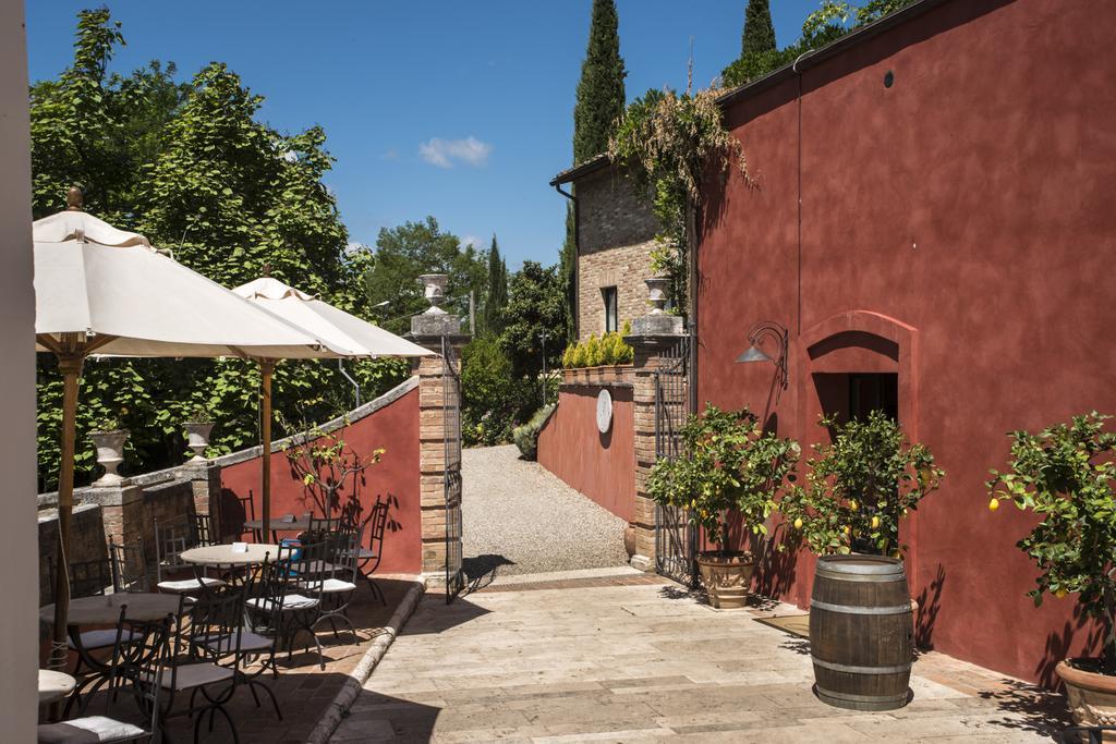 Aparthotel Borgo Grondaie Siena Exterior foto